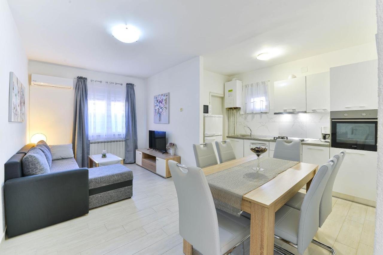 Apartmani Stadion 자다르 외부 사진