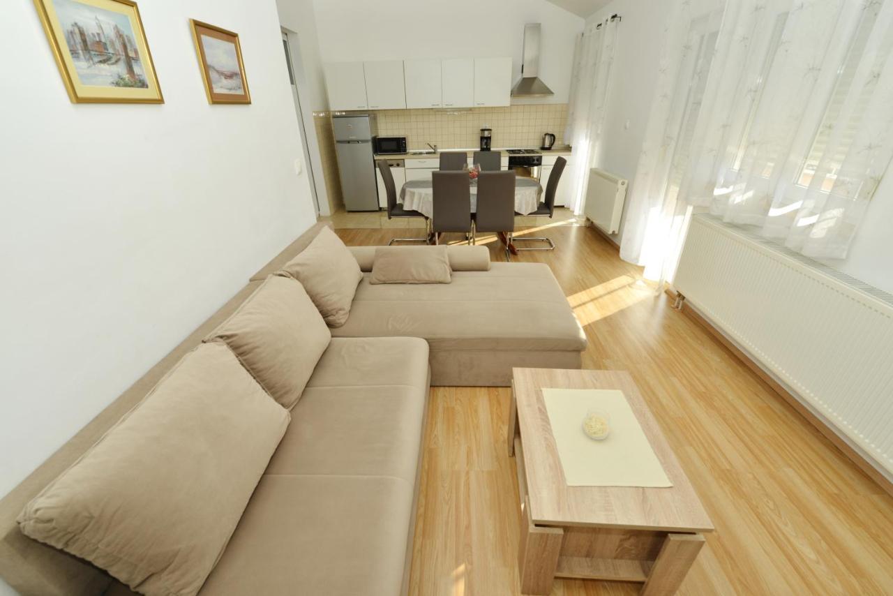 Apartmani Stadion 자다르 외부 사진